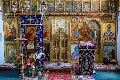 Binecuvântare arhierească la hramul Mănăstirii Lacuri - Hârlău Poza 301181