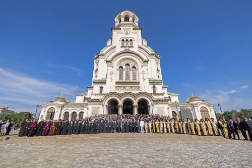 Întronizarea noului Patriarh al Bisericii Ortodoxe Bulgare Poza 301976