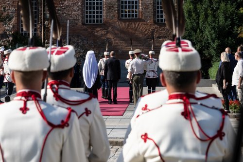 Întronizarea noului Patriarh al Bisericii Ortodoxe Bulgare Poza 301983