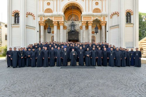 Cursuri pentru obținerea gradelor clericale organizate în București