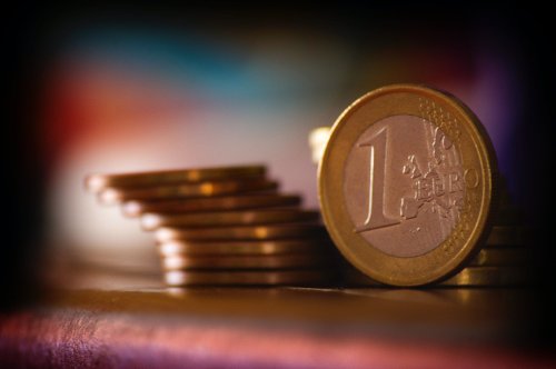 Șanse mici pentru ca noi state să treacă la moneda euro Poza 301346