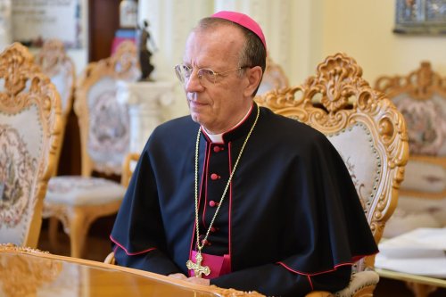 Noul Nunțiu Apostolic în vizită de prezentare la Patriarhia Română Poza 301630