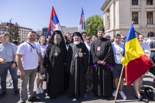 Emoție și entuziasm la debutul Întâlnirii Tinerilor Ortodocși de la Ploiești Poza 301894