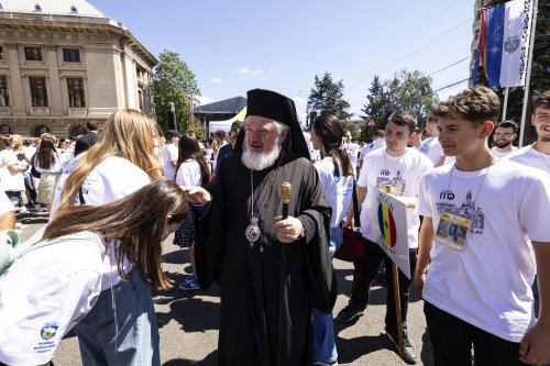 Emoție și entuziasm la debutul Întâlnirii Tinerilor Ortodocși de la Ploiești Poza 301897