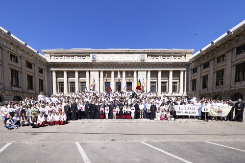 Emoție și entuziasm la debutul Întâlnirii Tinerilor Ortodocși de la Ploiești Poza 301900