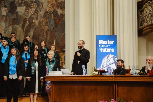 Festivitate de absolvire la Facultatea de Teologie Ortodoxă din Cluj-Napoca Poza 302275