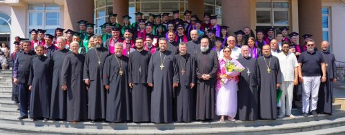 Festivitatea de absolvire la Facultatea de Teologie Ortodoxă din Alba Iulia Poza 302735