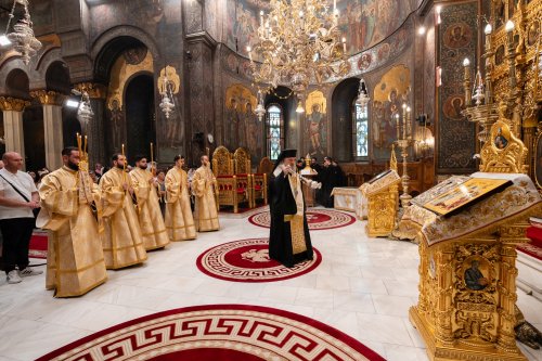 Rugăciune de seară la Catedrala Patriarhală Poza 303220