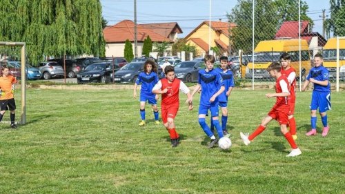 Înscrieri pentru Campionatul de fotbal „Cupa Arhiepiscopiei Aradului” Poza 303571