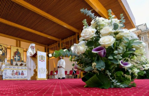Patriarhul României aniversează ziua de naștere prin rugăciune și un scurt moment festiv Poza 303667