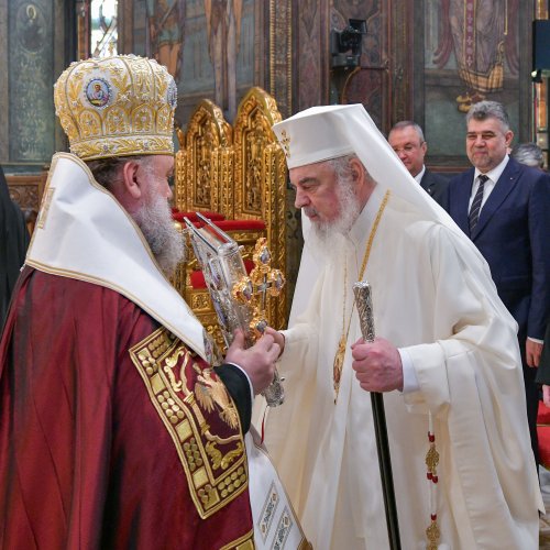 Rugăciune și mulțumire la aniversarea Patriarhului României  Poza 303837