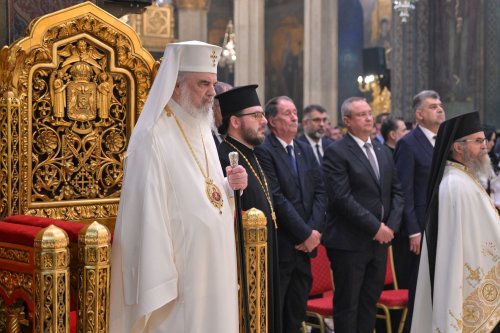 Rugăciune și mulțumire la aniversarea Patriarhului României  Poza 303845