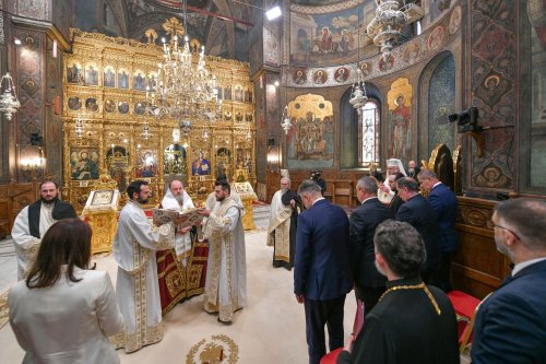 Rugăciune și mulțumire la aniversarea Patriarhului României  Poza 303847