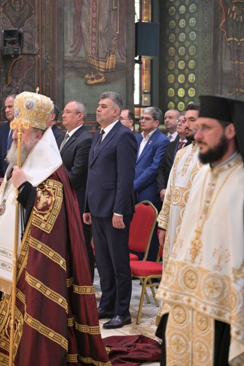 Rugăciune și mulțumire la aniversarea Patriarhului României  Poza 303854