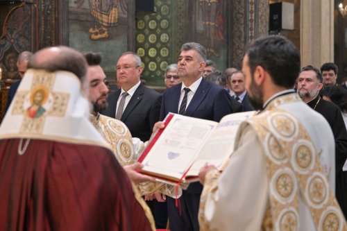 Rugăciune și mulțumire la aniversarea Patriarhului României  Poza 303859