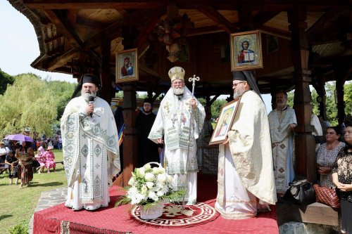 Hramul bisericii din Strâmtura Valea Satului, Maramureş Poza 303952