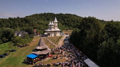 Hramul bisericii din Strâmtura Valea Satului, Maramureş Poza 303953