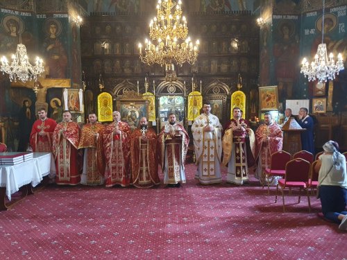 Cerc pastoral al preoților de caritate din municipiul Ploiești Poza 304115