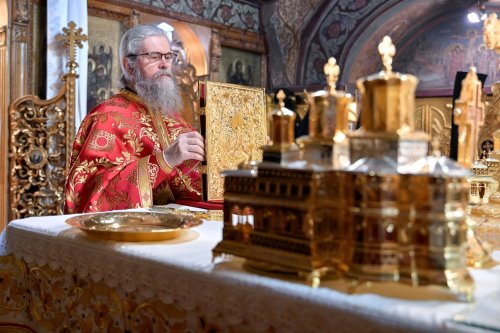 Patriarhii Iustin şi Teoctist au fost pomeniți la Catedrala Patriarhală Poza 304294