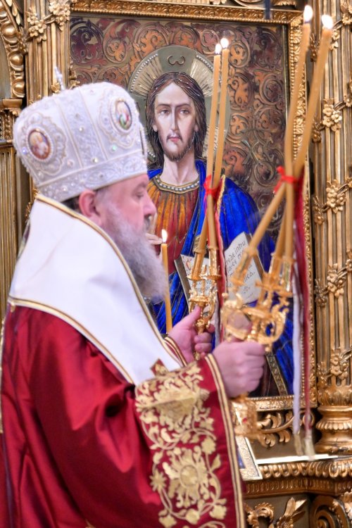 Patriarhii Iustin şi Teoctist au fost pomeniți la Catedrala Patriarhală Poza 304303