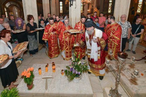 Patriarhii Iustin şi Teoctist au fost pomeniți la Catedrala Patriarhală Poza 304325