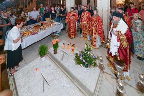 Patriarhii Iustin şi Teoctist au fost pomeniți la Catedrala Patriarhală Poza 304326