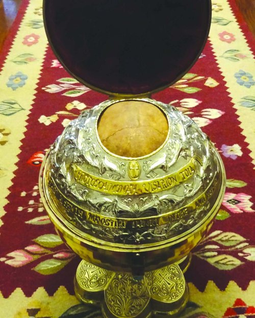 Specificul tradiţiei monahismului ortodox la Mănăstirea Lainici Poza 303636