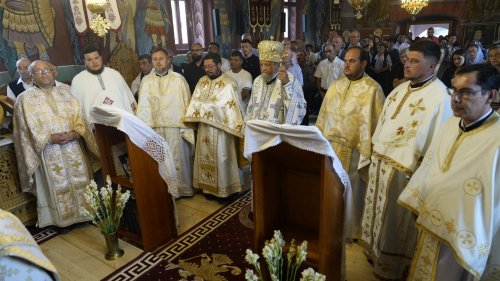 Biserica din Brădeni, județul Sibiu, a fost târnosită Poza 304905