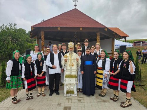 Resfințirea bisericii din Parohia Ulieș, Protopopiatul Târgu Mureș Poza 304912