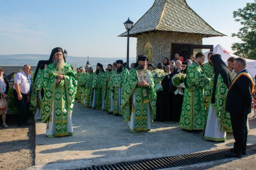 Sfântul Ioan Iacob a fost cinstit în localitatea sa natală Poza 304979