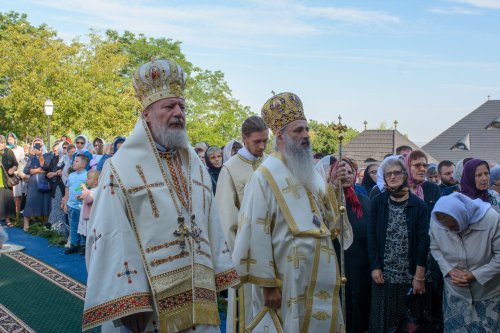 Sfântul Ioan Iacob a fost cinstit în localitatea sa natală Poza 304982