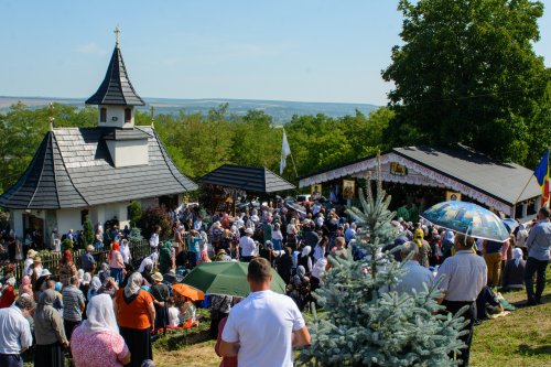 Sfântul Ioan Iacob a fost cinstit în localitatea sa natală Poza 304987