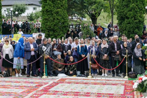 Sobor de ierarhi la hramul Mănăstirii Sihăstria Poza 305301