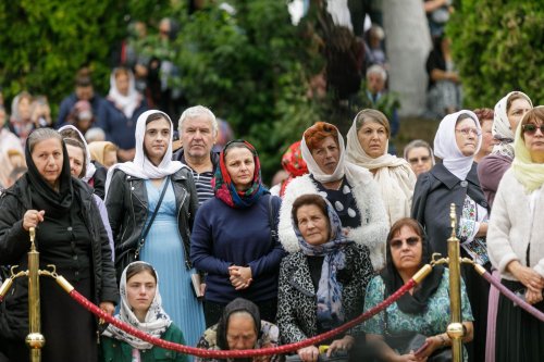 Sobor de ierarhi la hramul Mănăstirii Sihăstria Poza 305302