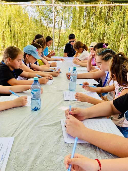 Tabere pentru copii şi cateheze în parohiile bihorene Boianu Mare şi Tilecuş Poza 305449