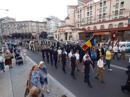 Arhiepiscopia Târgoviștei și-a cinstit ocrotitorul spiritual Poza 305510