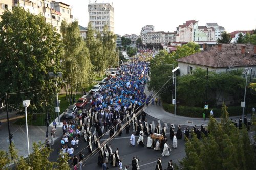 Arhiepiscopia Târgoviștei și-a cinstit ocrotitorul spiritual Poza 305516