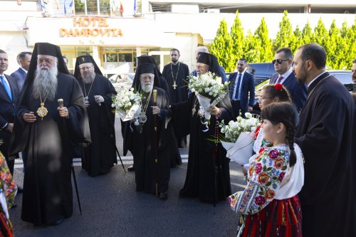 Arhiepiscopia Târgoviștei și-a cinstit ocrotitorul spiritual Poza 305569