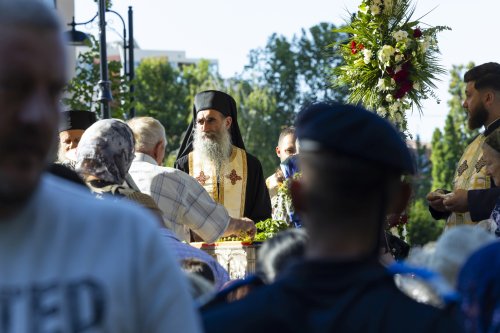 Arhiepiscopia Târgoviștei și-a cinstit ocrotitorul spiritual Poza 305584