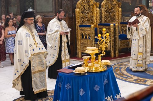 Prohodul Maicii Domnului la Catedrala Patriarhală Poza 305903