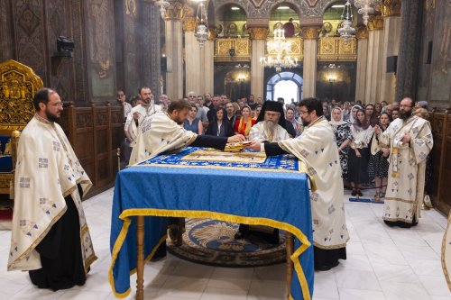 Prohodul Maicii Domnului la Catedrala Patriarhală Poza 305913