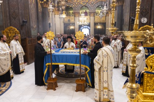 Prohodul Maicii Domnului la Catedrala Patriarhală Poza 305914