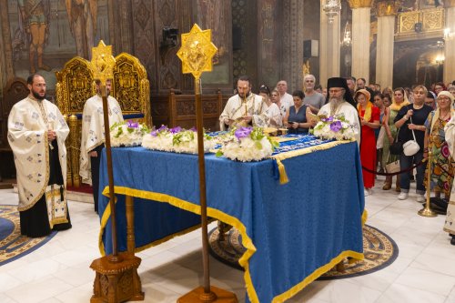 Prohodul Maicii Domnului la Catedrala Patriarhală Poza 305915