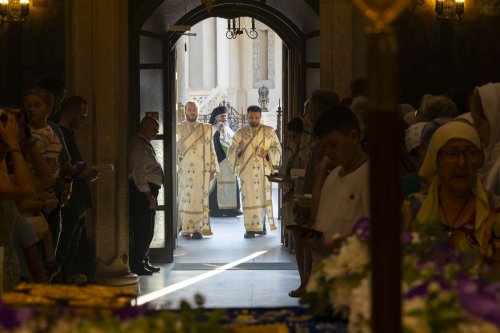 Prohodul Maicii Domnului la Catedrala Patriarhală Poza 305919