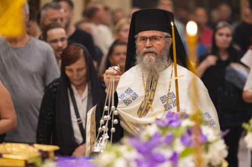 Prohodul Maicii Domnului la Catedrala Patriarhală Poza 305920