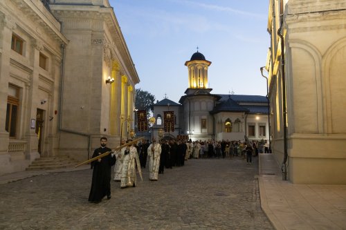 Prohodul Maicii Domnului la Catedrala Patriarhală Poza 305934