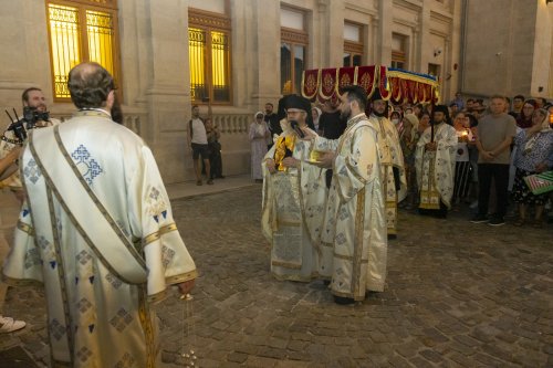 Prohodul Maicii Domnului la Catedrala Patriarhală Poza 305939