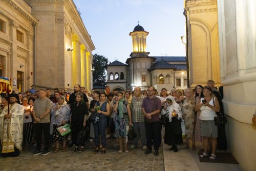 Prohodul Maicii Domnului la Catedrala Patriarhală Poza 305940