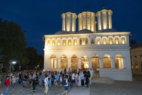 Prohodul Maicii Domnului la Catedrala Patriarhală Poza 305947