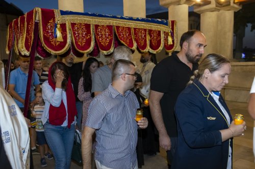 Prohodul Maicii Domnului la Catedrala Patriarhală Poza 305950